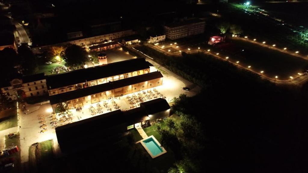 Agriturismo Pizzavacca Villanova sull'Arda エクステリア 写真